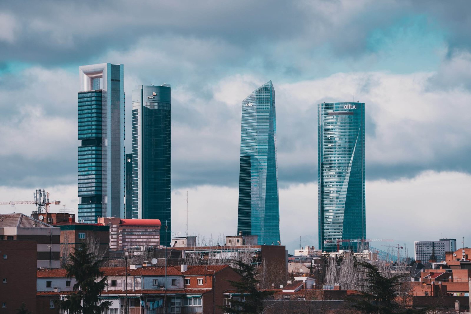 Firma zajmująca się wysyłką paczek e-commerce EBEP Express